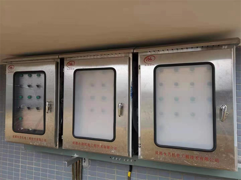 永浩機電 現場儀表箱13.jpg